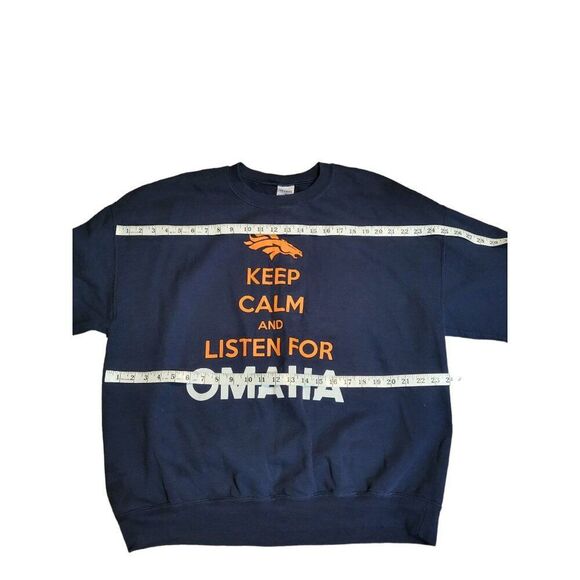Denver Broncos Sweatshirt Men Sz XL Gildan Keep Calm and Listen For Omaha Sports - Picture 4 of 6